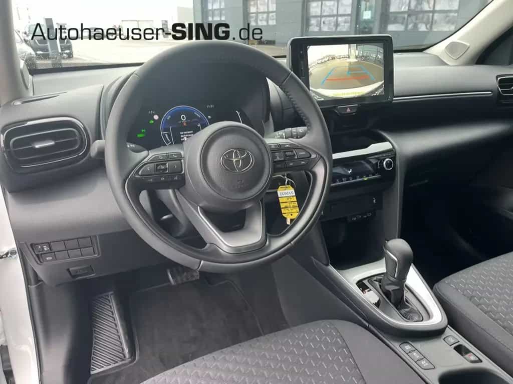 Toyota Yaris Cross HEV 116 CVT Klima Tempo Alu CarPlay 08/2025-photo-11