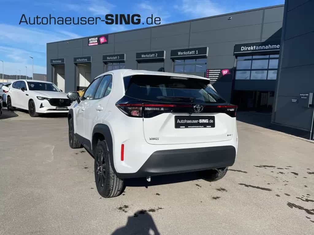 Toyota Yaris Cross HEV 116 CVT Klima Tempo Alu CarPlay 08/2025-photo-2