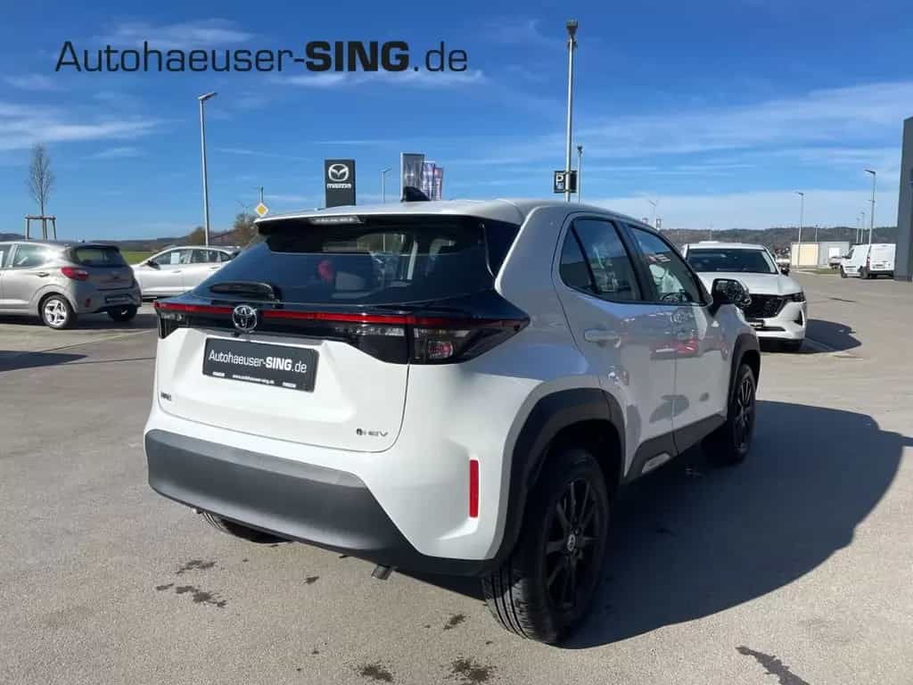 Toyota Yaris Cross HEV 116 CVT Klima Tempo Alu CarPlay 08/2025-photo-4
