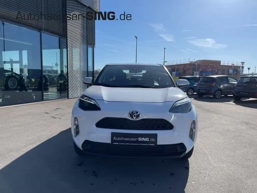 Toyota Yaris Cross HEV 116 CVT Klima Tempo Alu CarPlay 08/2025-photo-7