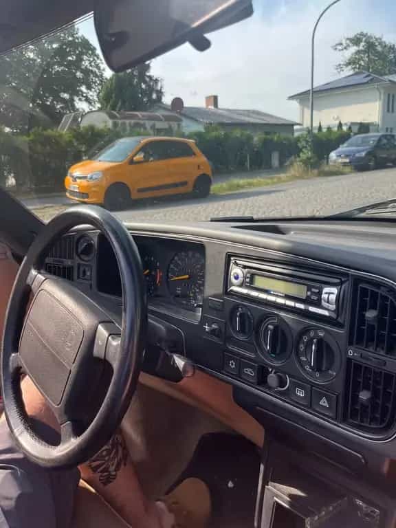 Saab 900 Zeitloser Klassiker: Saab 900 Turbo Cabrio 02/1992-photo-4
