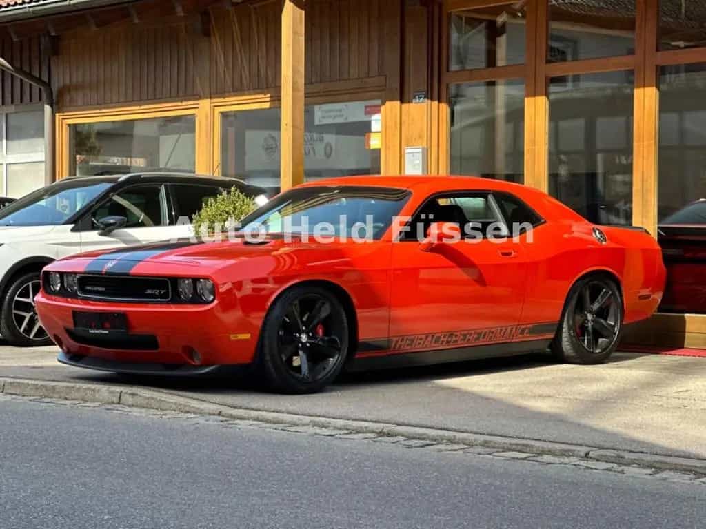 Dodge Challenger SRT-8 6.1 HEMI Aut Unfallfrei DE 07/2009-photo-1