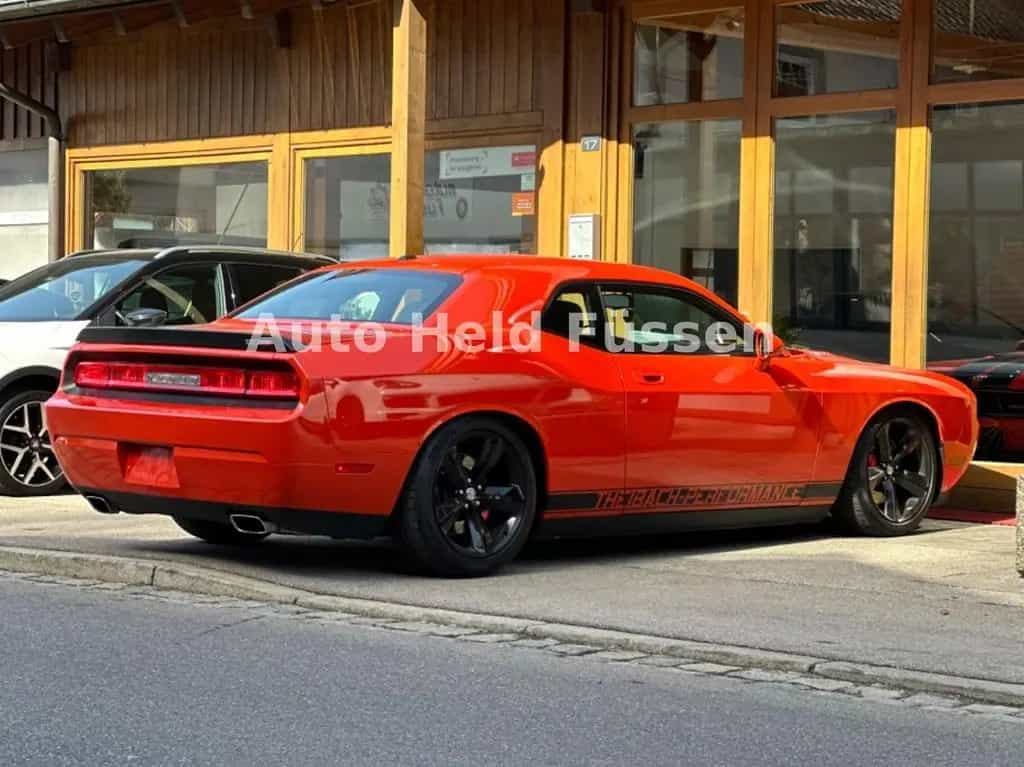 Dodge Challenger SRT-8 6.1 HEMI Aut Unfallfrei DE 07/2009-photo-4