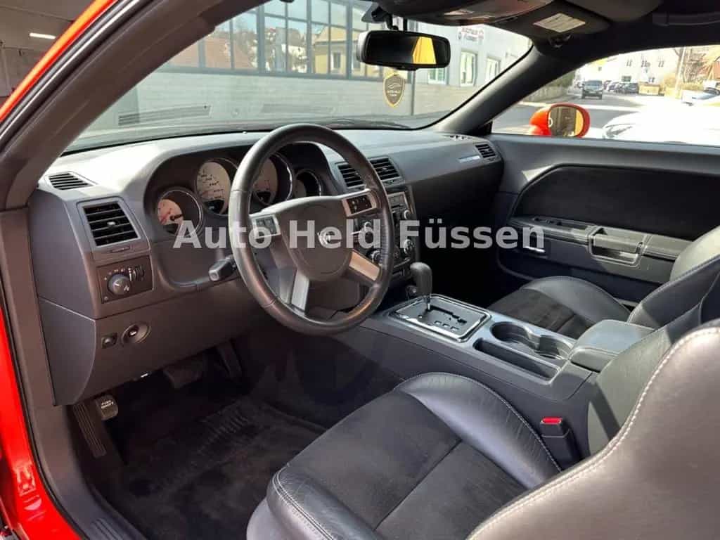 Dodge Challenger SRT-8 6.1 HEMI Aut Unfallfrei DE 07/2009-photo-7