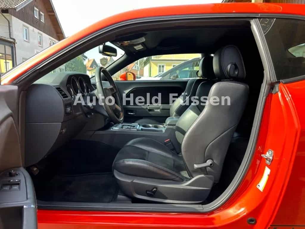 Dodge Challenger SRT-8 6.1 HEMI Aut Unfallfrei DE 07/2009-photo-9