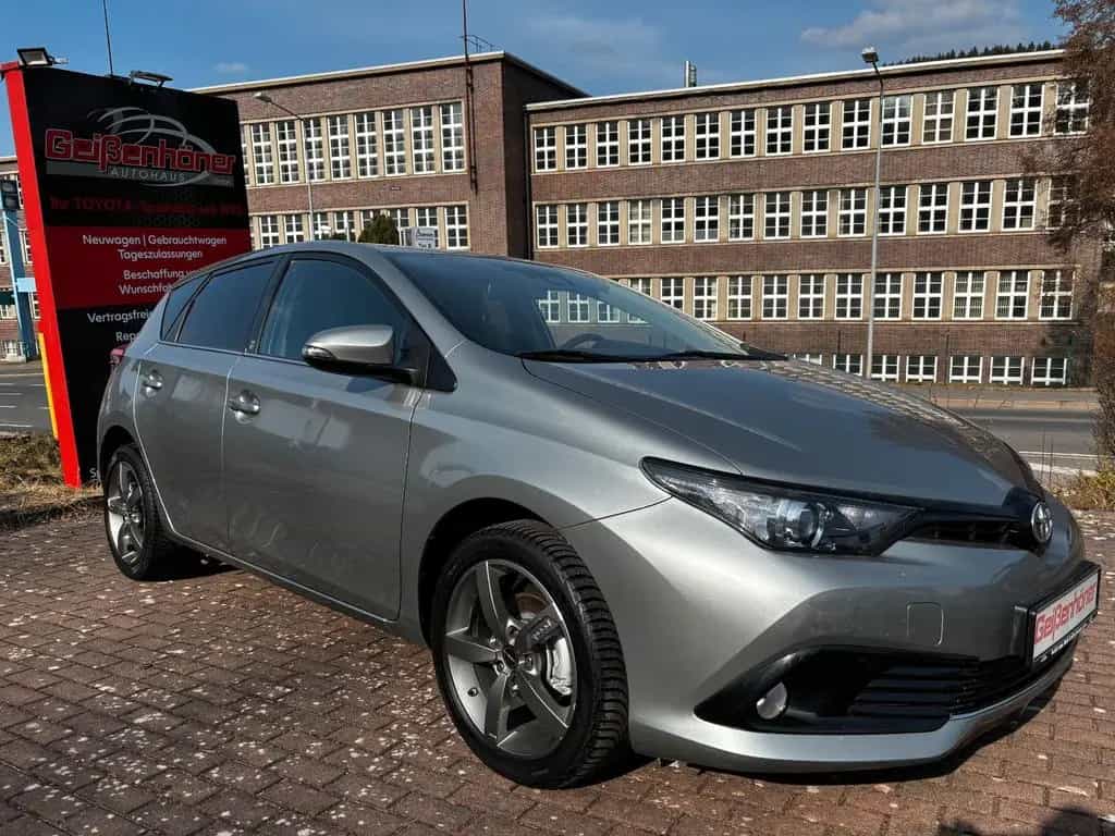 Toyota Auris Team D 07/2018-photo-2