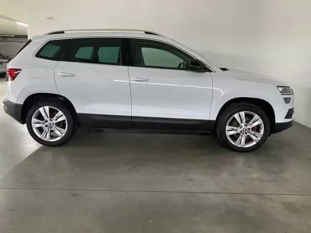 Skoda Karoq Style 1.5 TSI DSG NAVI+KAMERA+SHZ 08/2018-photo-2