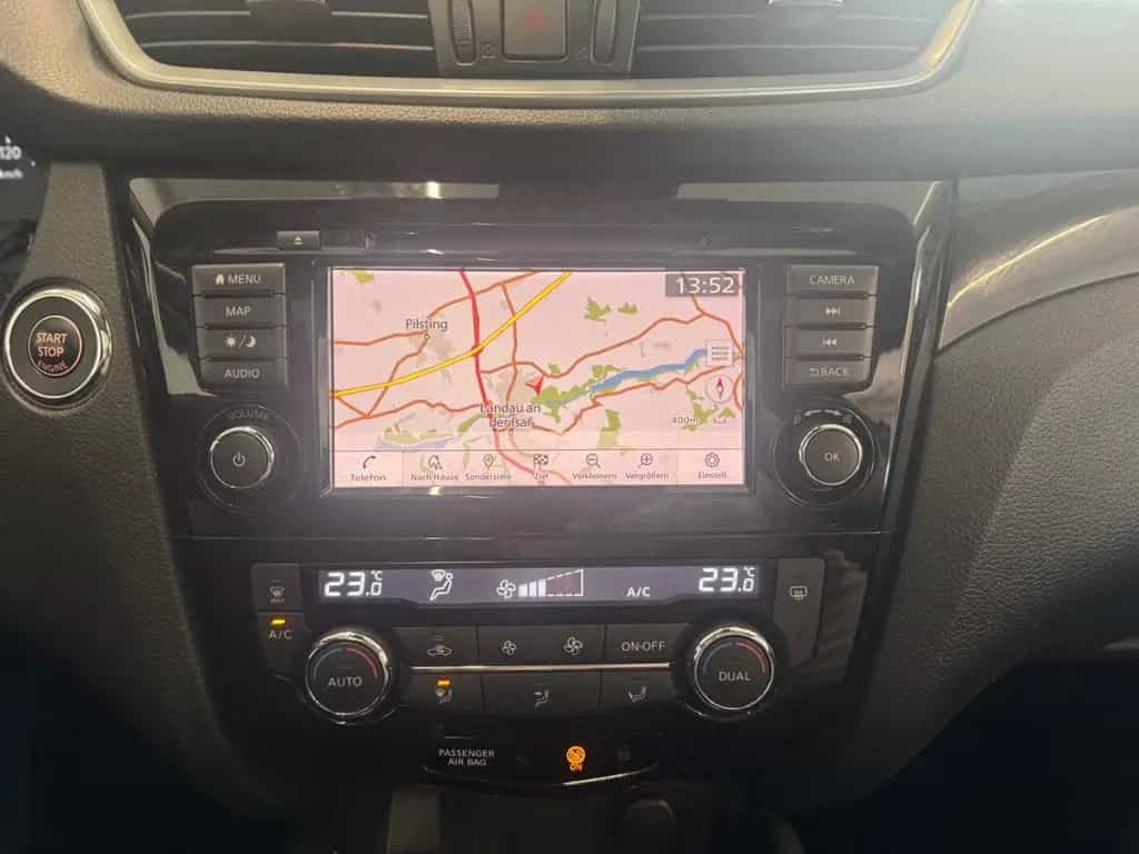 Nissan Qashqai 1.3 DIG-T Zama *NAVI *AHK *Panorama *Kam 05/2021-photo-21