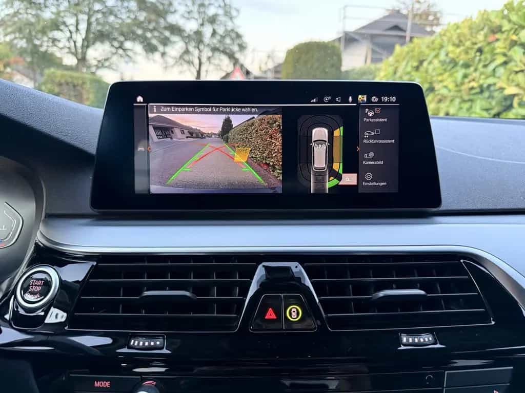 BMW 5 Series 520d Touring A - 10/2020-photo-5