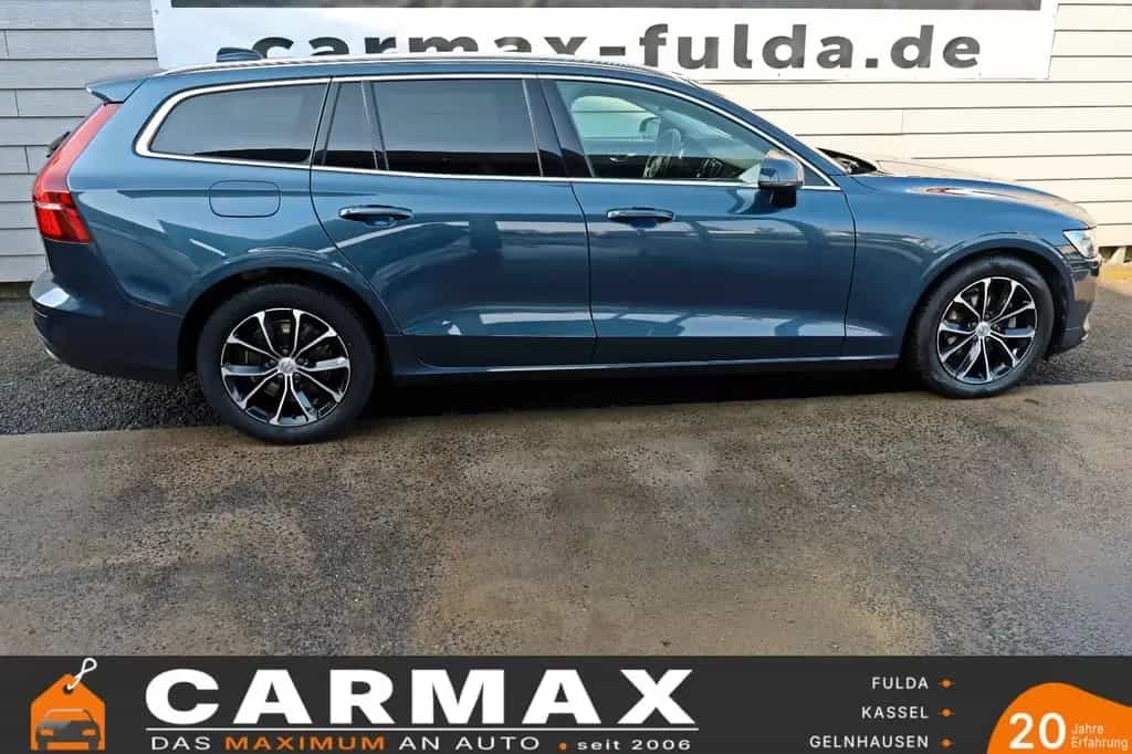 Volvo V60 Momentum Pro,T.Leder,Navi,LED,SH,Kamera,DAB 02/2021-photo-11