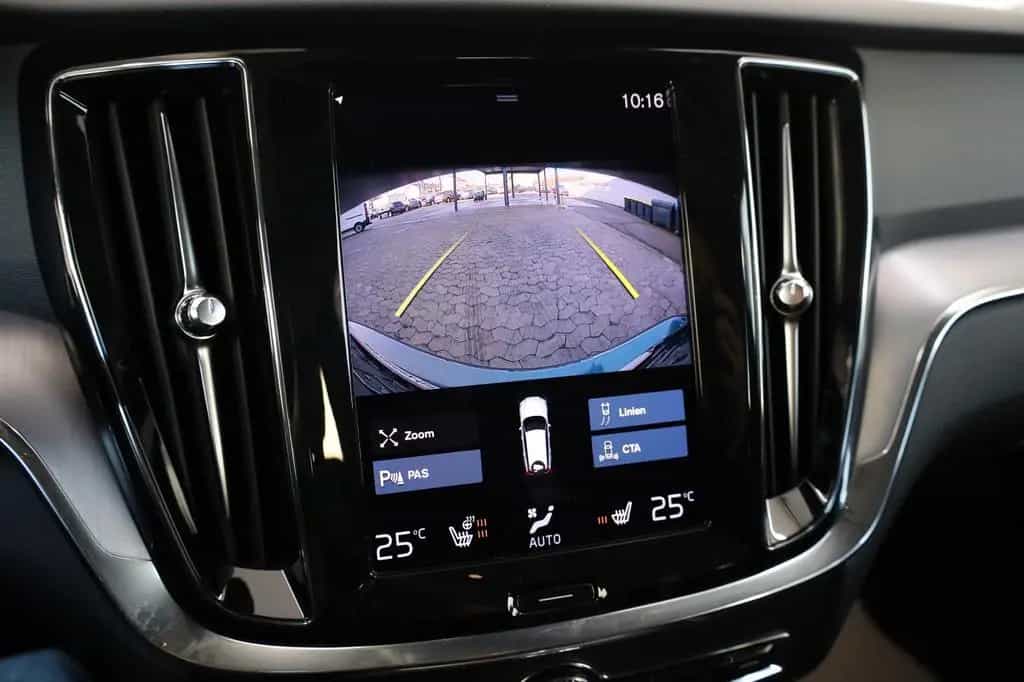 Volvo V60 Momentum Pro,T.Leder,Navi,LED,SH,Kamera,DAB 02/2021-photo-15