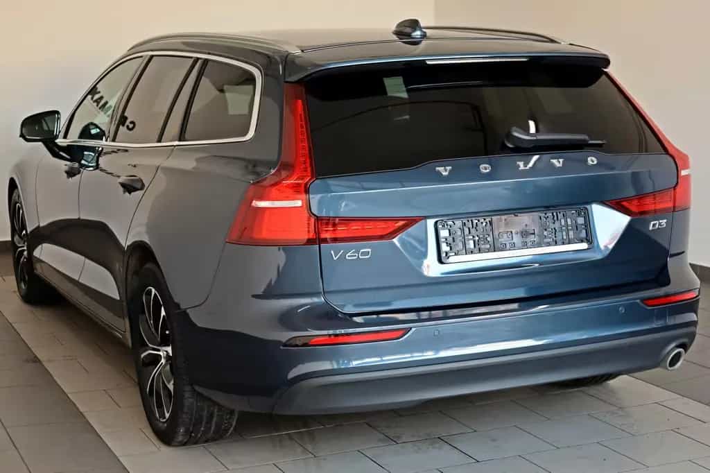 Volvo V60 Momentum Pro,T.Leder,Navi,LED,SH,Kamera,DAB 02/2021-photo-7
