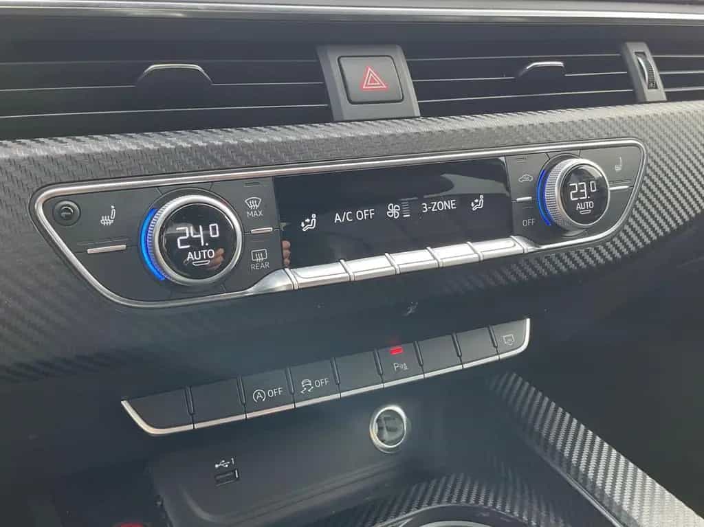 Audi A4 Avant 35 TFSI sport S-tronic S-line Navi!!! 06/2019-photo-28