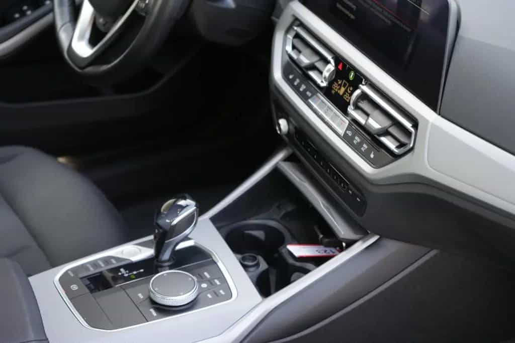 BMW 320 d Advantage Standh. Lenkrdhz. Display Key  A 11/2020-photo-13