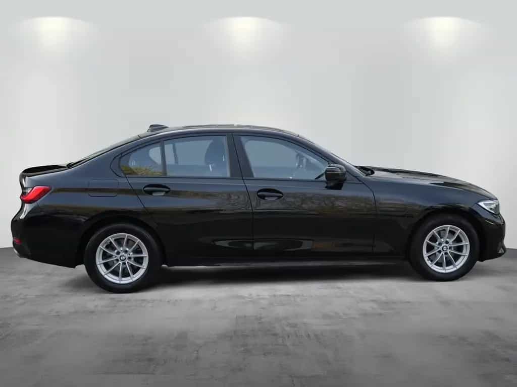 BMW 320 d Advantage Standh. Lenkrdhz. Display Key  A 11/2020-photo-5