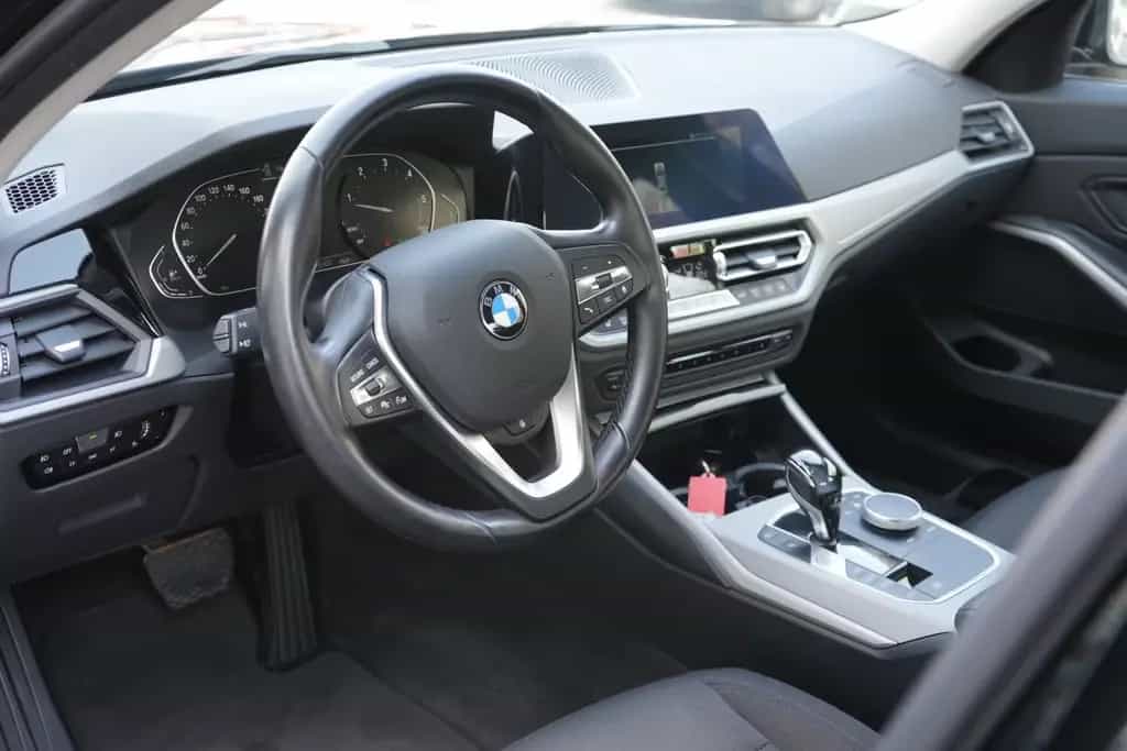 BMW 320 d Advantage Standh. Lenkrdhz. Display Key  A 11/2020-photo-8