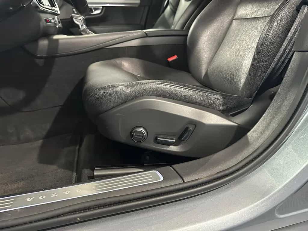 Volvo S90 D4 Lim.*MOMENTUM*LED-ACC-HARMAN KARDON-MEMO 11/2018-photo-20