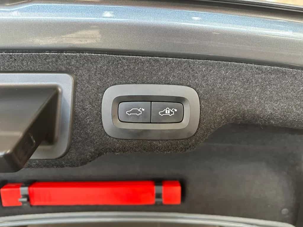 Volvo S90 D4 Lim.*MOMENTUM*LED-ACC-HARMAN KARDON-MEMO 11/2018-photo-5
