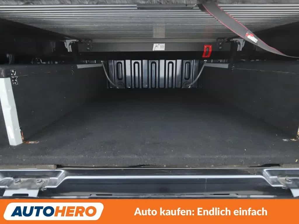 Mitsubishi L200 2.2 DI-D Top Doppelkabine 4WD Aut.*AHK*TEMP*CAM* 03/2022-photo-17