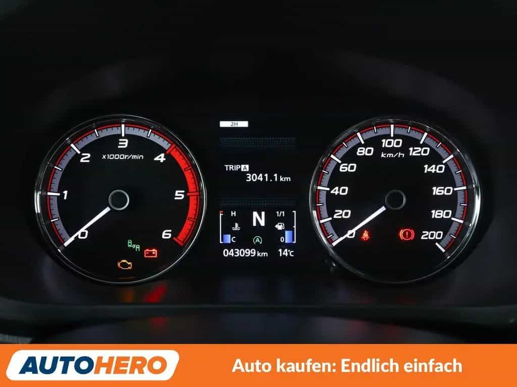 Mitsubishi L200 2.2 DI-D Top Doppelkabine 4WD Aut.*AHK*TEMP*CAM* 03/2022-photo-19