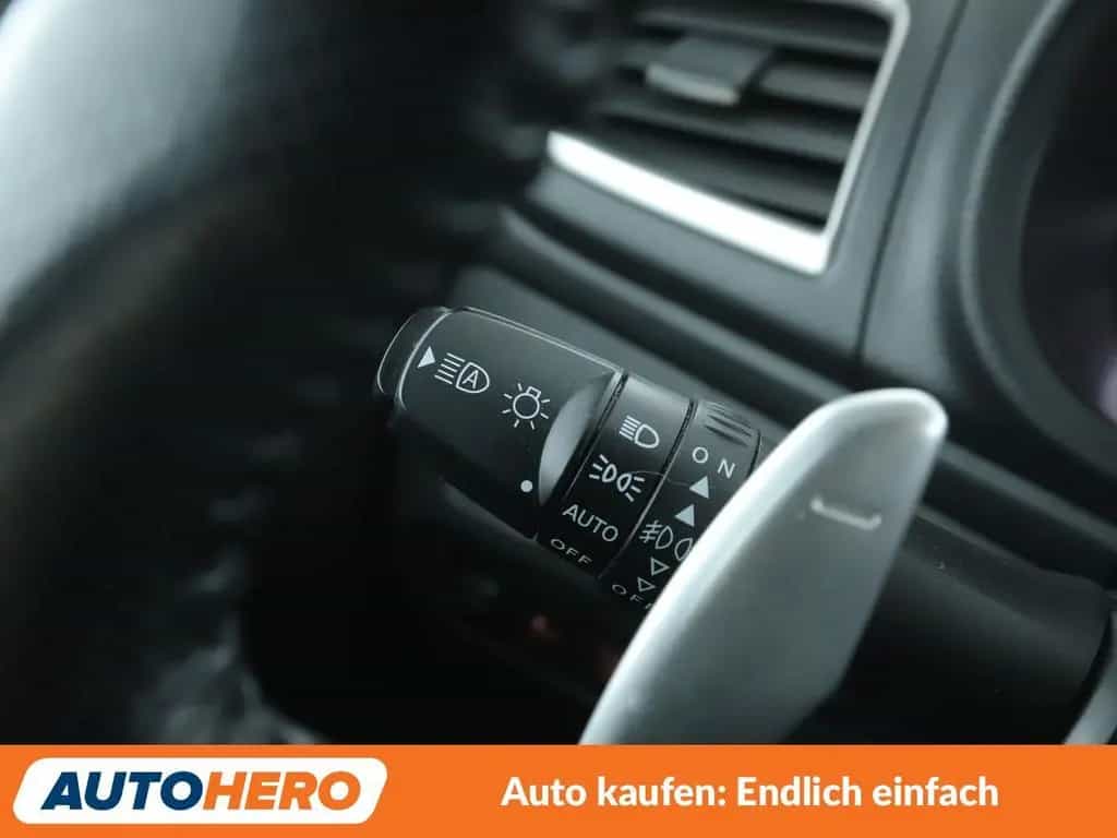 Mitsubishi L200 2.2 DI-D Top Doppelkabine 4WD Aut.*AHK*TEMP*CAM* 03/2022-photo-25