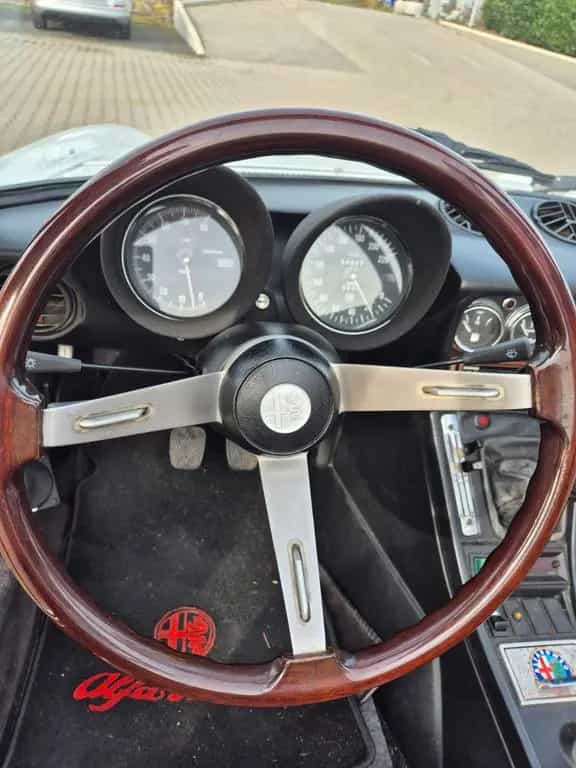 Alfa Romeo 2000 Spider (Note 2- Gutachten) 07/1981-photo-8