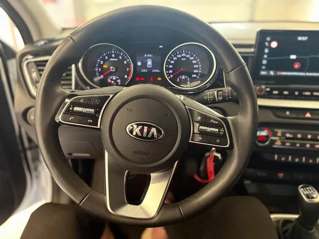 Kia Ceed Vision 06/2020-photo-8