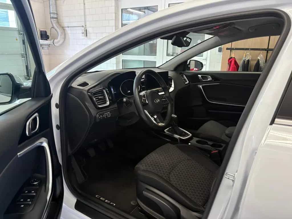 Kia Ceed Vision 06/2020-photo-4