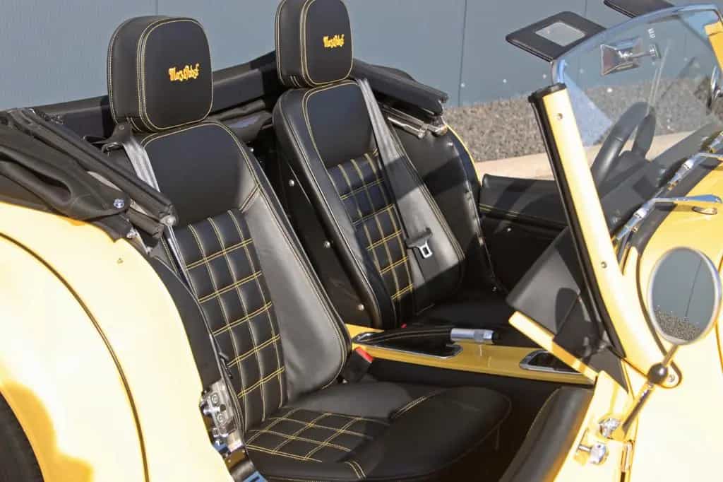 Morgan Plus Four - Classic Yellow 08/2022-photo-10