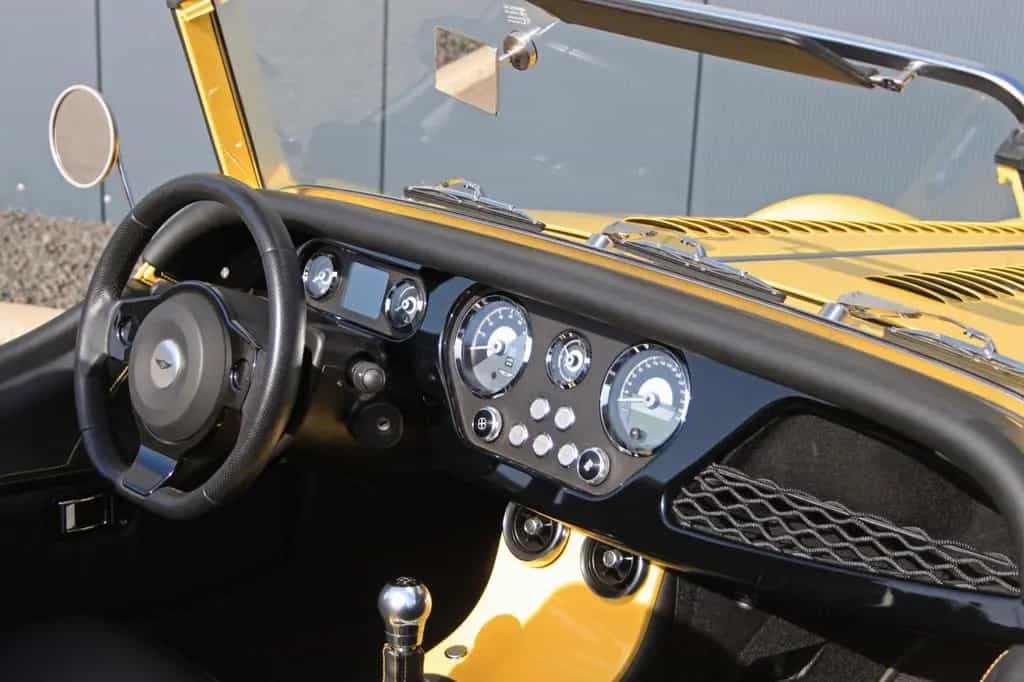 Morgan Plus Four - Classic Yellow 08/2022-photo-9