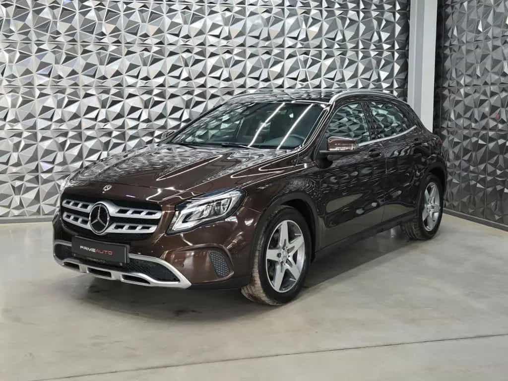 Mercedes-Benz GLA-Class 250 URBAN*AT*NAVI*MEMORY*PANO*SIHZ*PDC*ALU 12/2017-photo-0