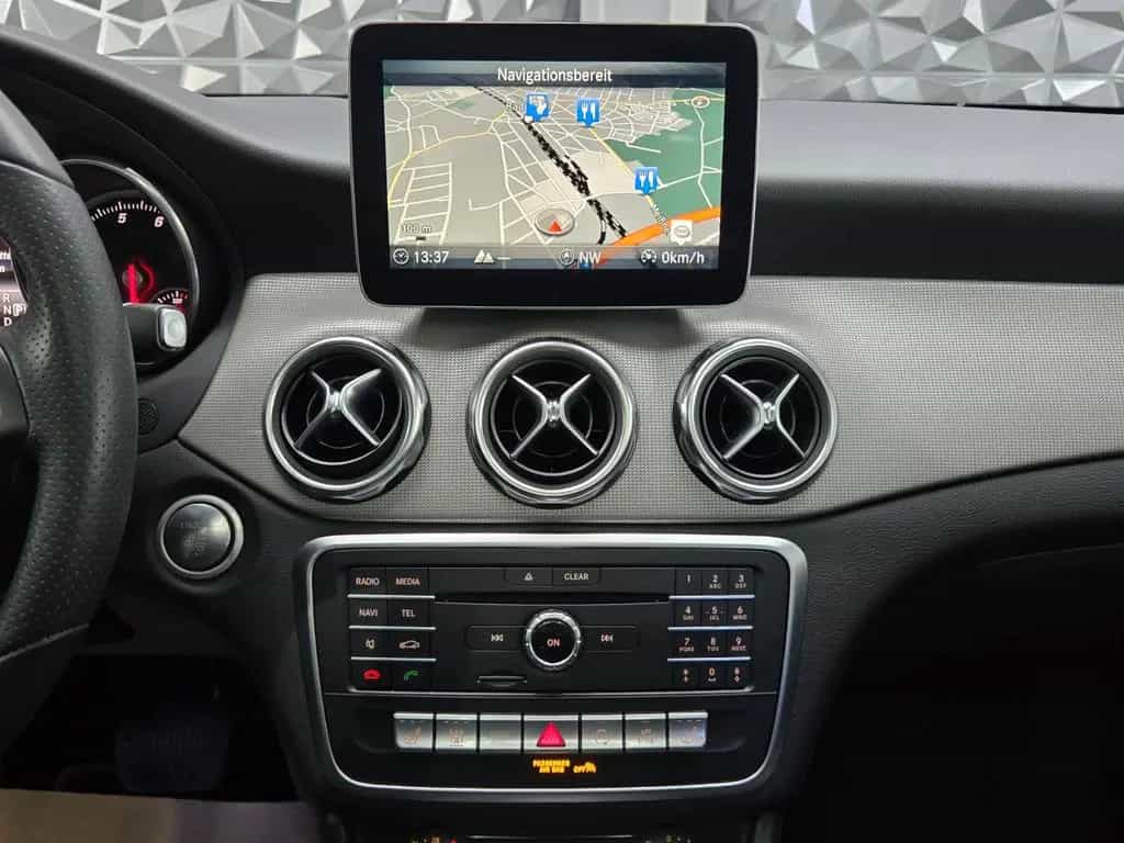 Mercedes-Benz GLA-Class 250 URBAN*AT*NAVI*MEMORY*PANO*SIHZ*PDC*ALU 12/2017-photo-15