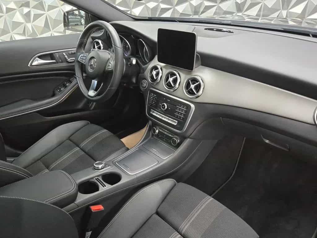 Mercedes-Benz GLA-Class 250 URBAN*AT*NAVI*MEMORY*PANO*SIHZ*PDC*ALU 12/2017-photo-18