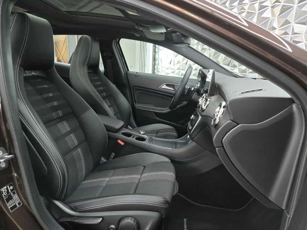 Mercedes-Benz GLA-Class 250 URBAN*AT*NAVI*MEMORY*PANO*SIHZ*PDC*ALU 12/2017-photo-19