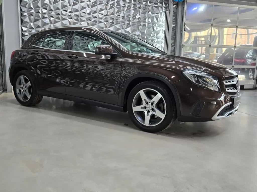 Mercedes-Benz GLA-Class 250 URBAN*AT*NAVI*MEMORY*PANO*SIHZ*PDC*ALU 12/2017-photo-3