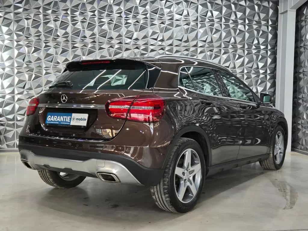 Mercedes-Benz GLA-Class 250 URBAN*AT*NAVI*MEMORY*PANO*SIHZ*PDC*ALU 12/2017-photo-4
