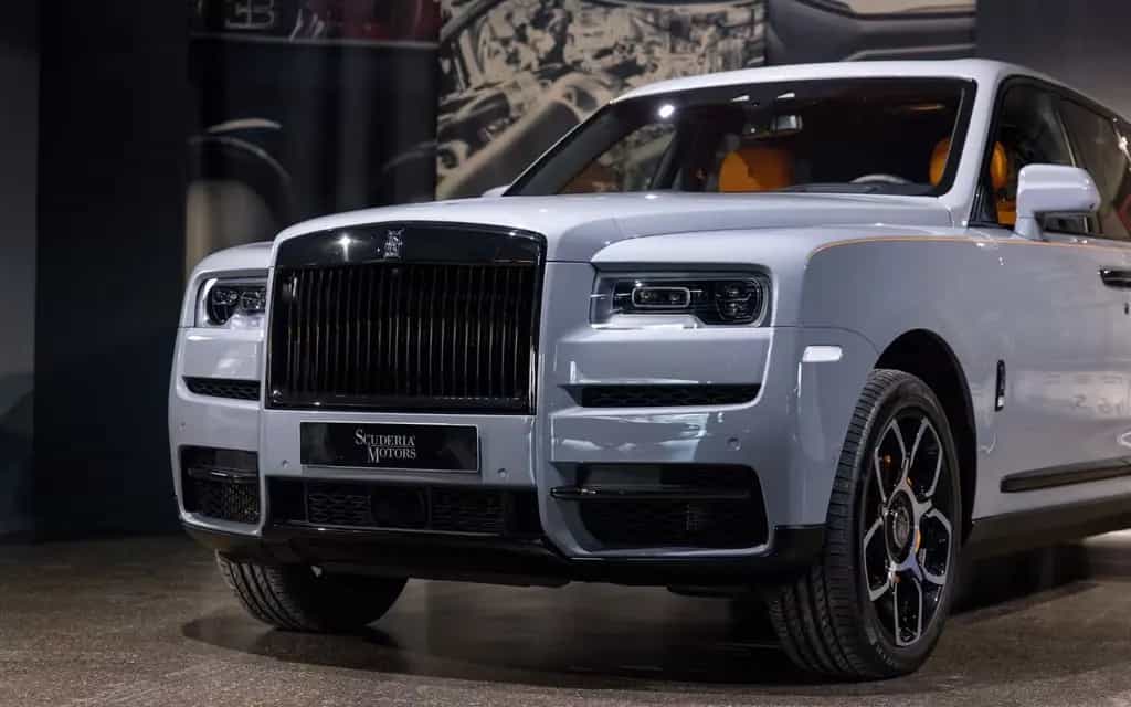 Rolls-Royce Cullinan BLACK BADGE | STAR * ROOF | MANDARIN 03/2023-photo-1