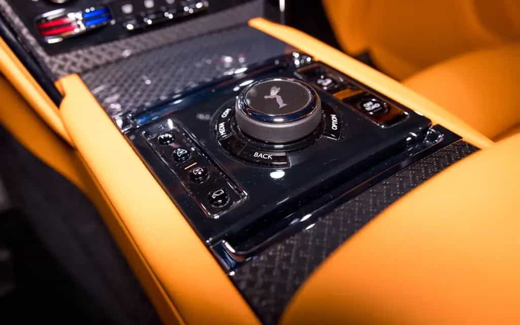 Rolls-Royce Cullinan BLACK BADGE | STAR * ROOF | MANDARIN 03/2023-photo-16