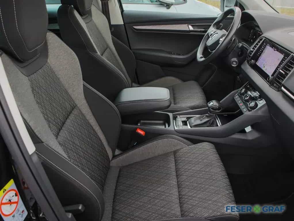 Skoda Karoq 2.0 TDI Style DSG ACC Navi RüKa Sitzh. 18" 02/2023-photo-3