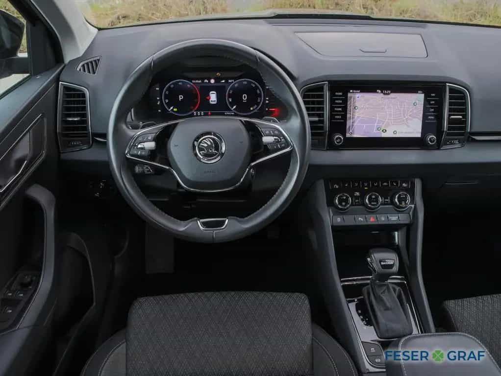 Skoda Karoq 2.0 TDI Style DSG ACC Navi RüKa Sitzh. 18" 02/2023-photo-7