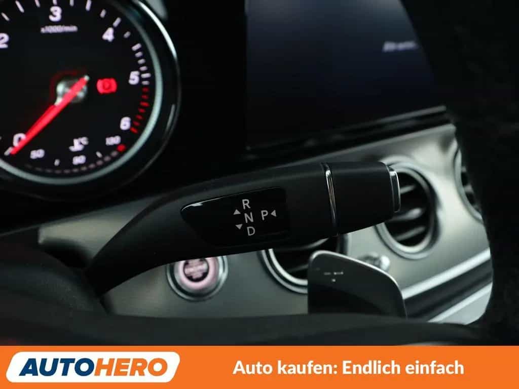 Mercedes-Benz E-Class 400 d T 4Matic AMG Line Aut.*LED*ACC*PDC*SHZ* 11/2019-photo-31