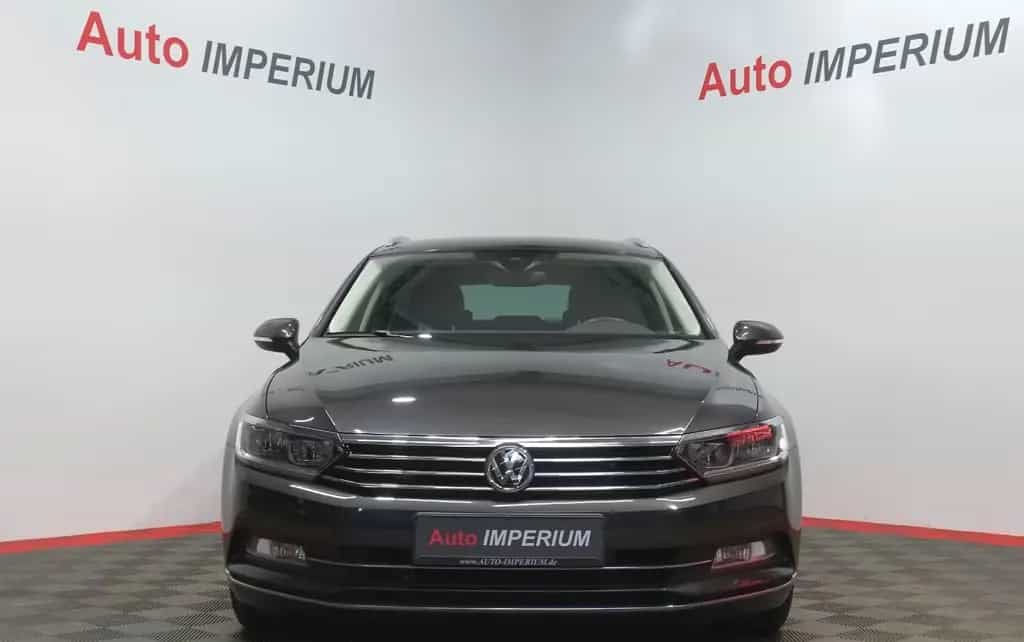 Volkswagen Passat Variant Highline 2.0 TSI 4Motion*RFK*AHK* 04/2019-photo-2