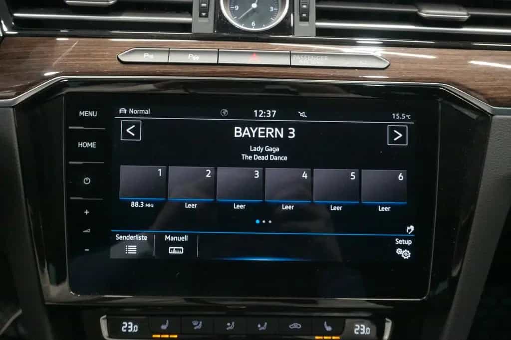 Volkswagen Passat Variant Highline 2.0 TSI 4Motion*RFK*AHK* 04/2019-photo-23