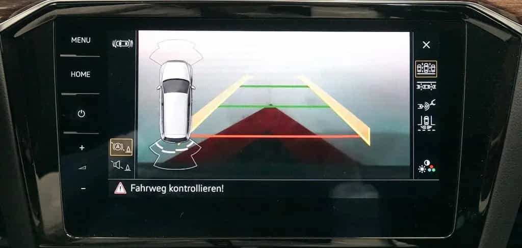 Volkswagen Passat Variant Highline 2.0 TSI 4Motion*RFK*AHK* 04/2019-photo-26