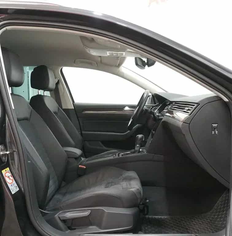 Volkswagen Passat Variant Highline 2.0 TSI 4Motion*RFK*AHK* 04/2019-photo-28