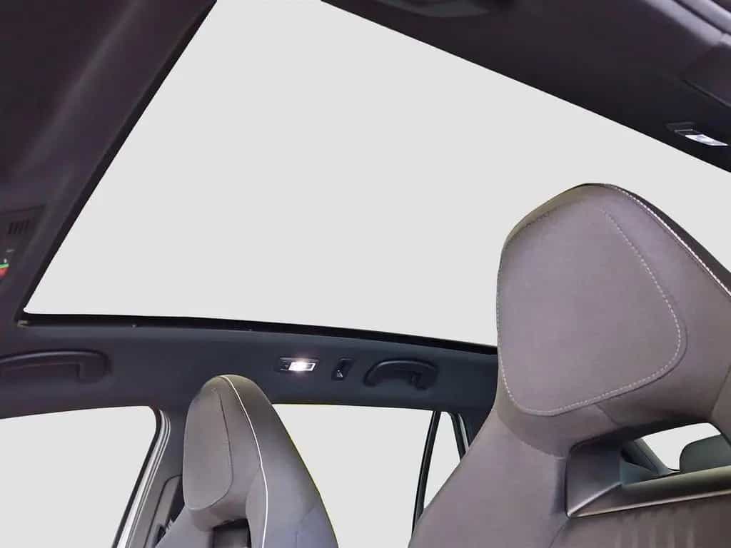 Skoda Kamiq 1.5 TSI Monte Carlo NAVI RFK PANO AHK LED 12/2020-photo-20