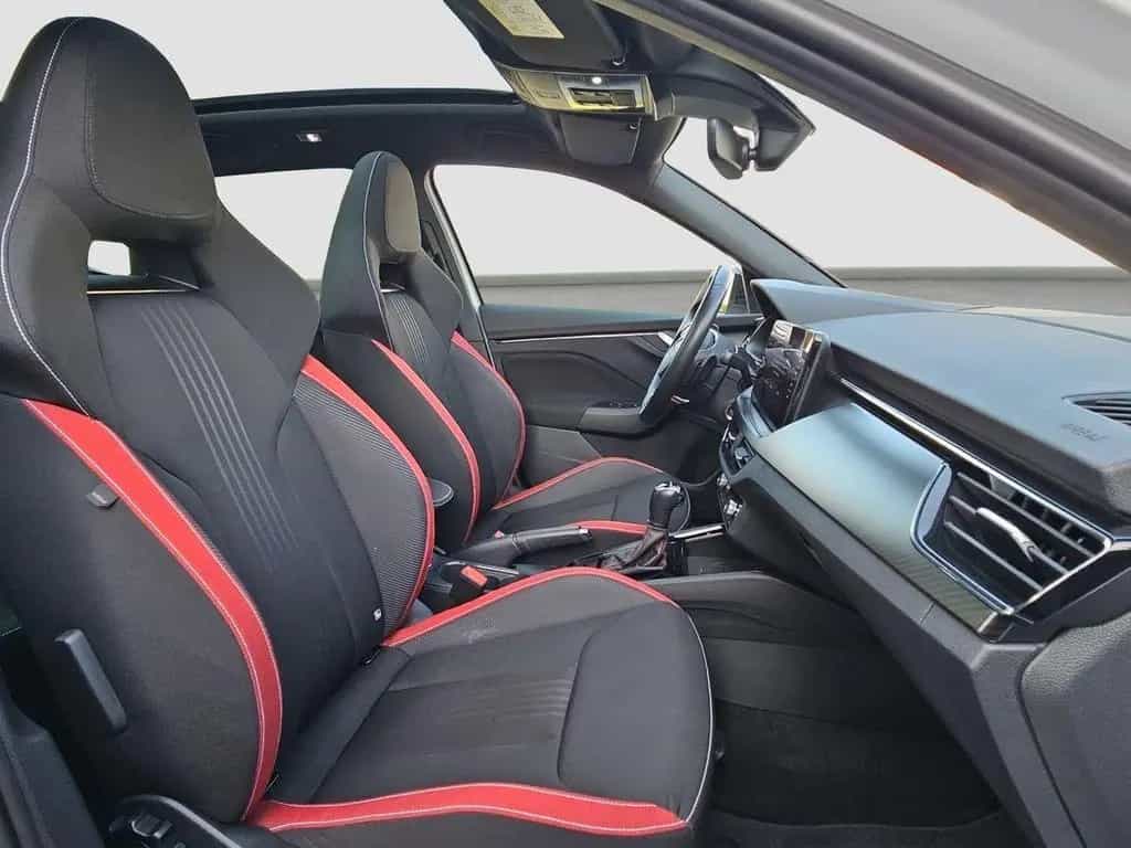 Skoda Kamiq 1.5 TSI Monte Carlo NAVI RFK PANO AHK LED 12/2020-photo-7