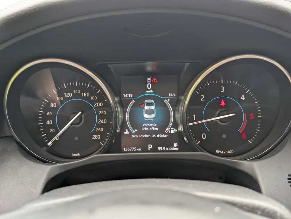 Jaguar XF 20d 180PS Portfolio Automatik Portfolio 10/2016-photo-9