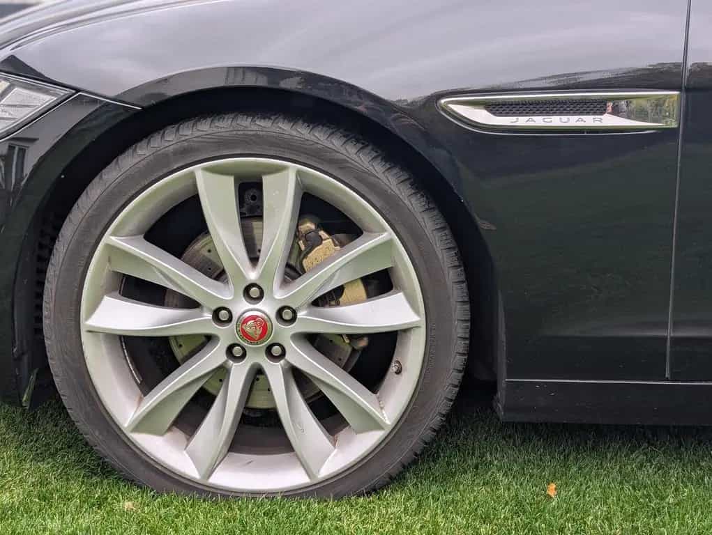 Jaguar XF 20d 180PS Portfolio Automatik Portfolio 10/2016-photo-12