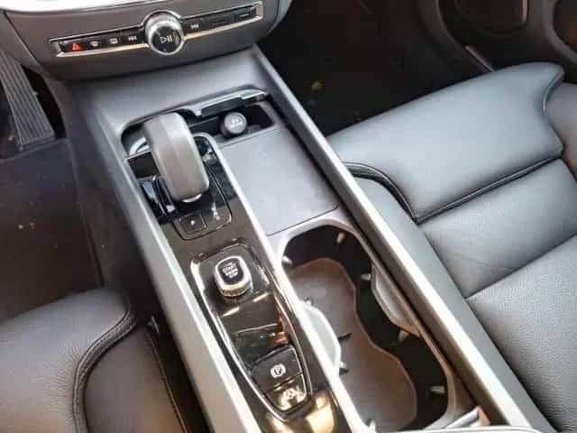 Volvo V60 B4 D Plus Dark StandHz AHK  20Zoll ACC BLIS 10/2022-photo-16